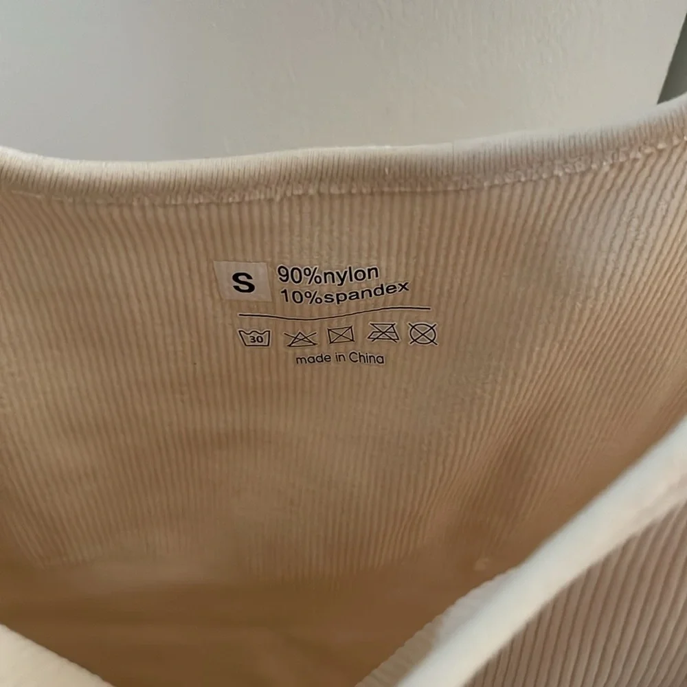 OQQ bodysuit - Picture 2 of 3